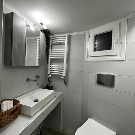 Modern Flat Ag. Dimitriou * Thessaloniki